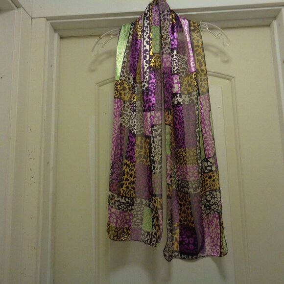 TRENDING RETRO COLORS ANIMAL SPOTS SHINEY LONG SCARF FROM KOREA